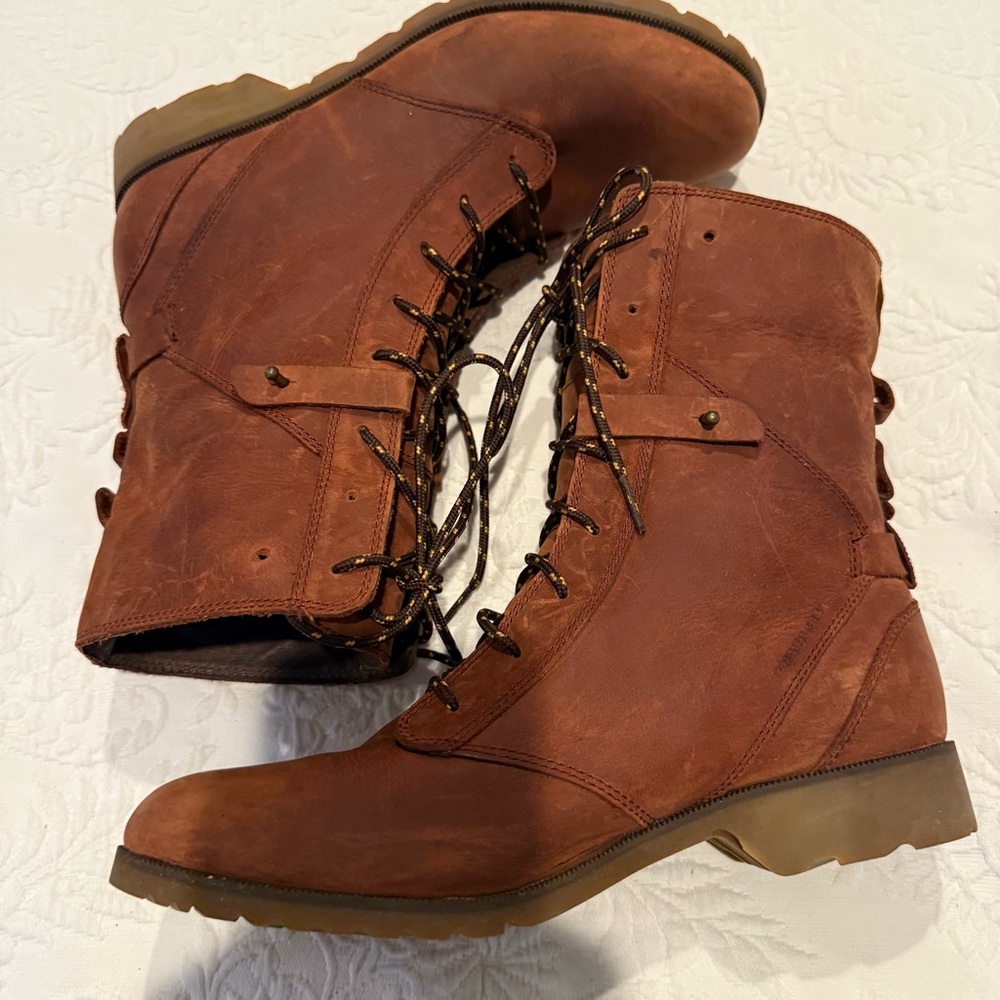 Teva Delavina Brown Lace-Up Leather Combat Boots size 9.5